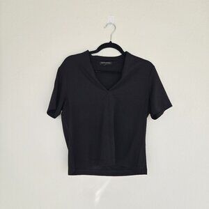 Black V-neck Banana Republic